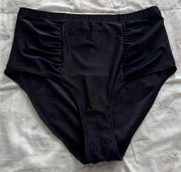 Forever 21+ black modest high rise rushed bikini swimsuit bottom, size XL