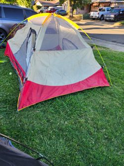 Camping tent