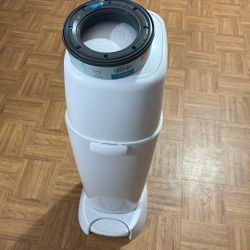 Diaper Bin 