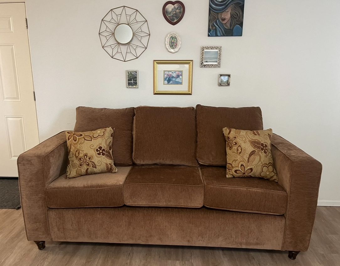 Vintage brown Couch