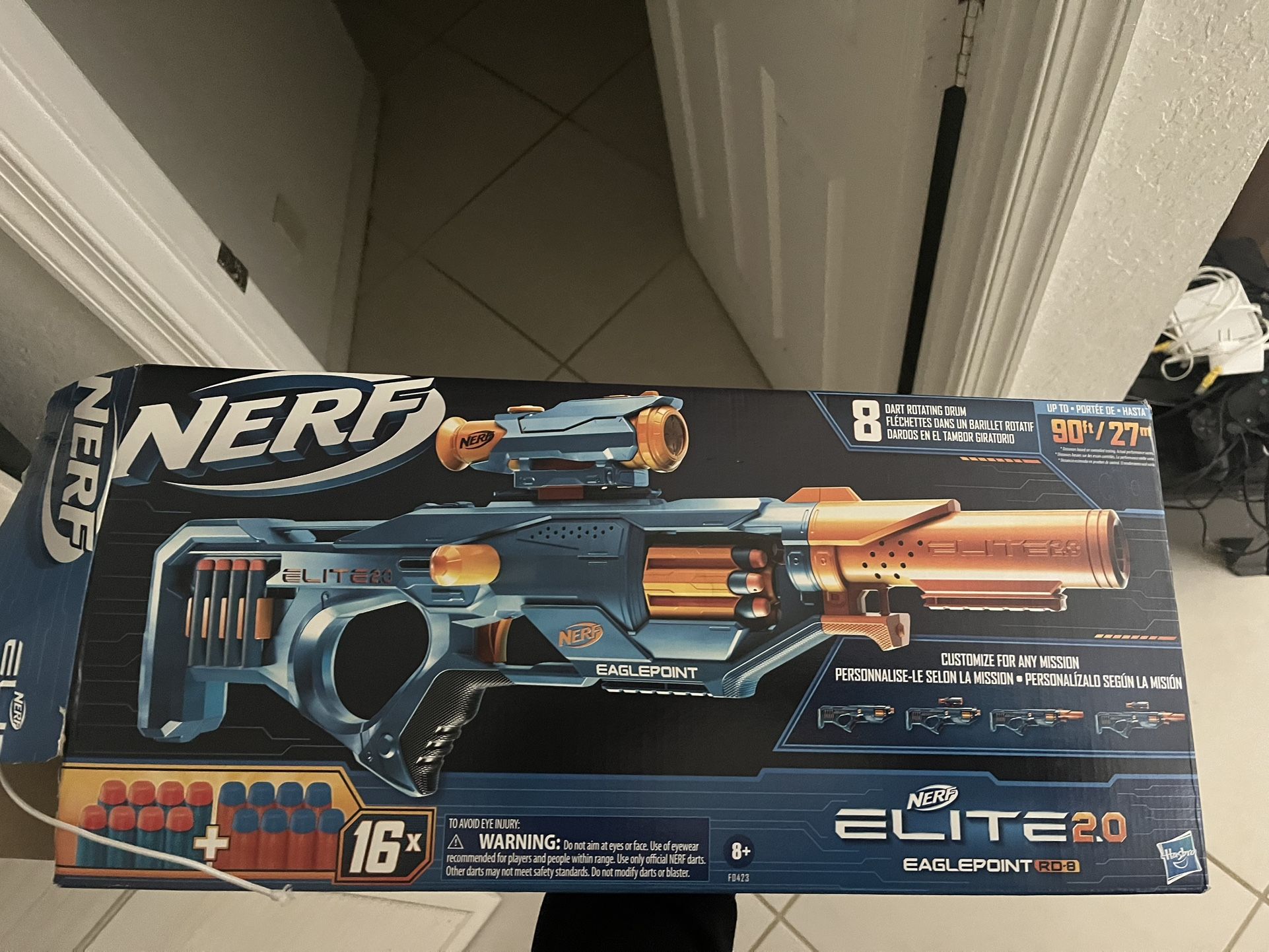 Nerf Elite 2.0 Eagle point RD 8 Blaster 8 Dart Drum Detachable Scope and Barrel.