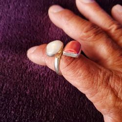 1960'S 925 Silver Freshwater Pearl And Red Coral Cabochon Adjustable Ring 