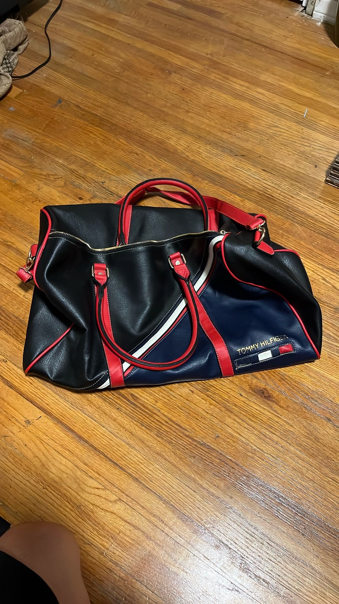 Tommy Hilfiger Leather Dufflebag