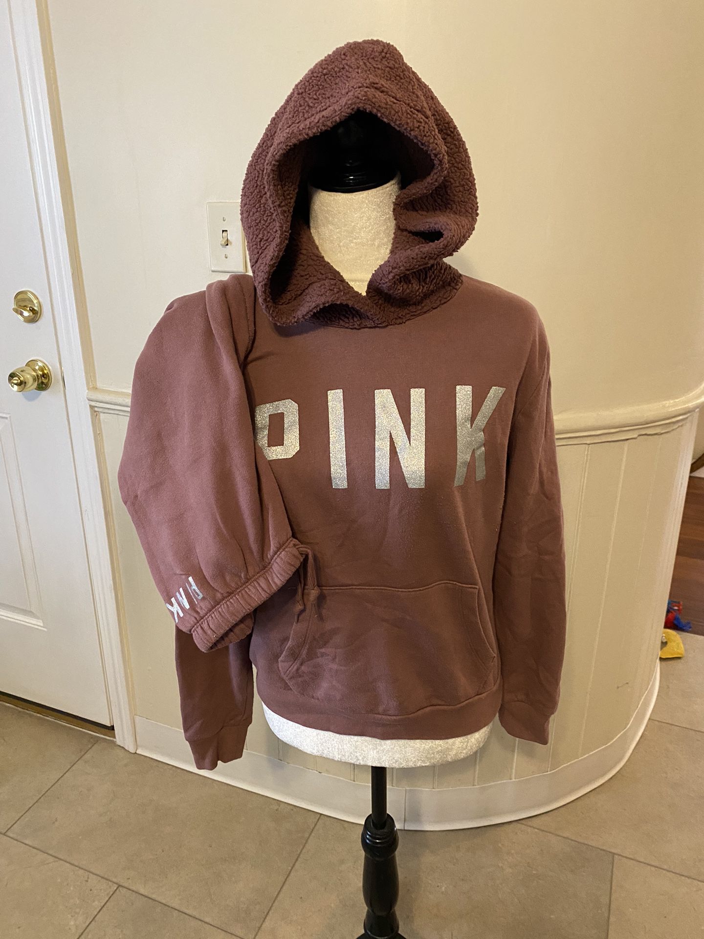 Victoria Secret Pink 2 Pc Sweatshirt Hoodie And Matching Sweatpants Set Size Small