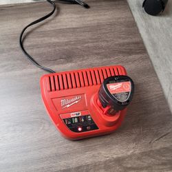 Milwaukee M12