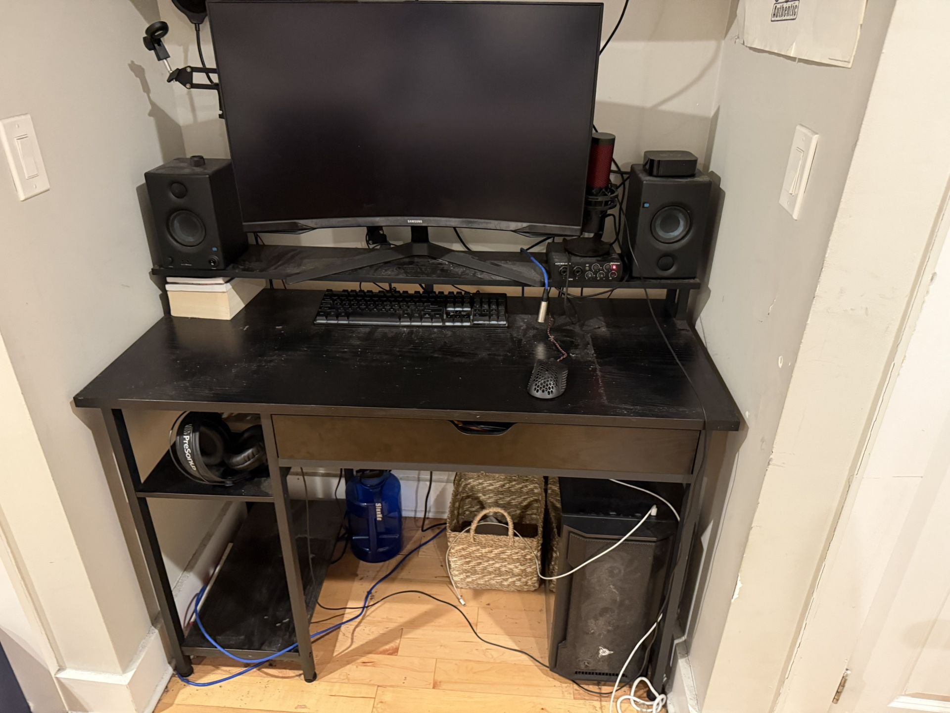 Office Desk & Chair