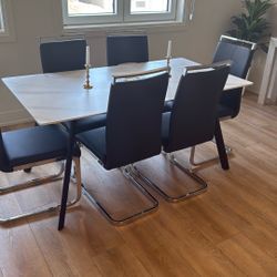 6 Seated Dining Room Table & Chairs Set
