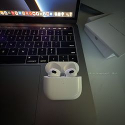 AirPods Gen 3 