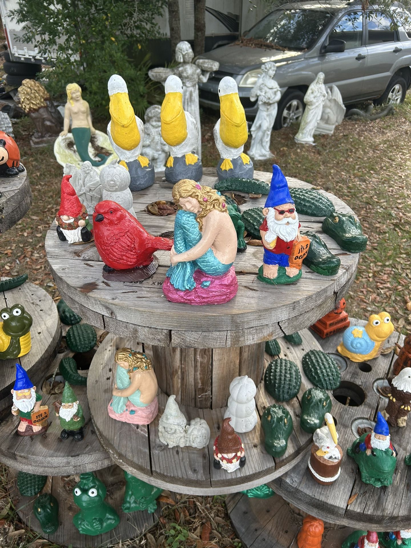 5.00 Christmas Sale On New Concrete Statues