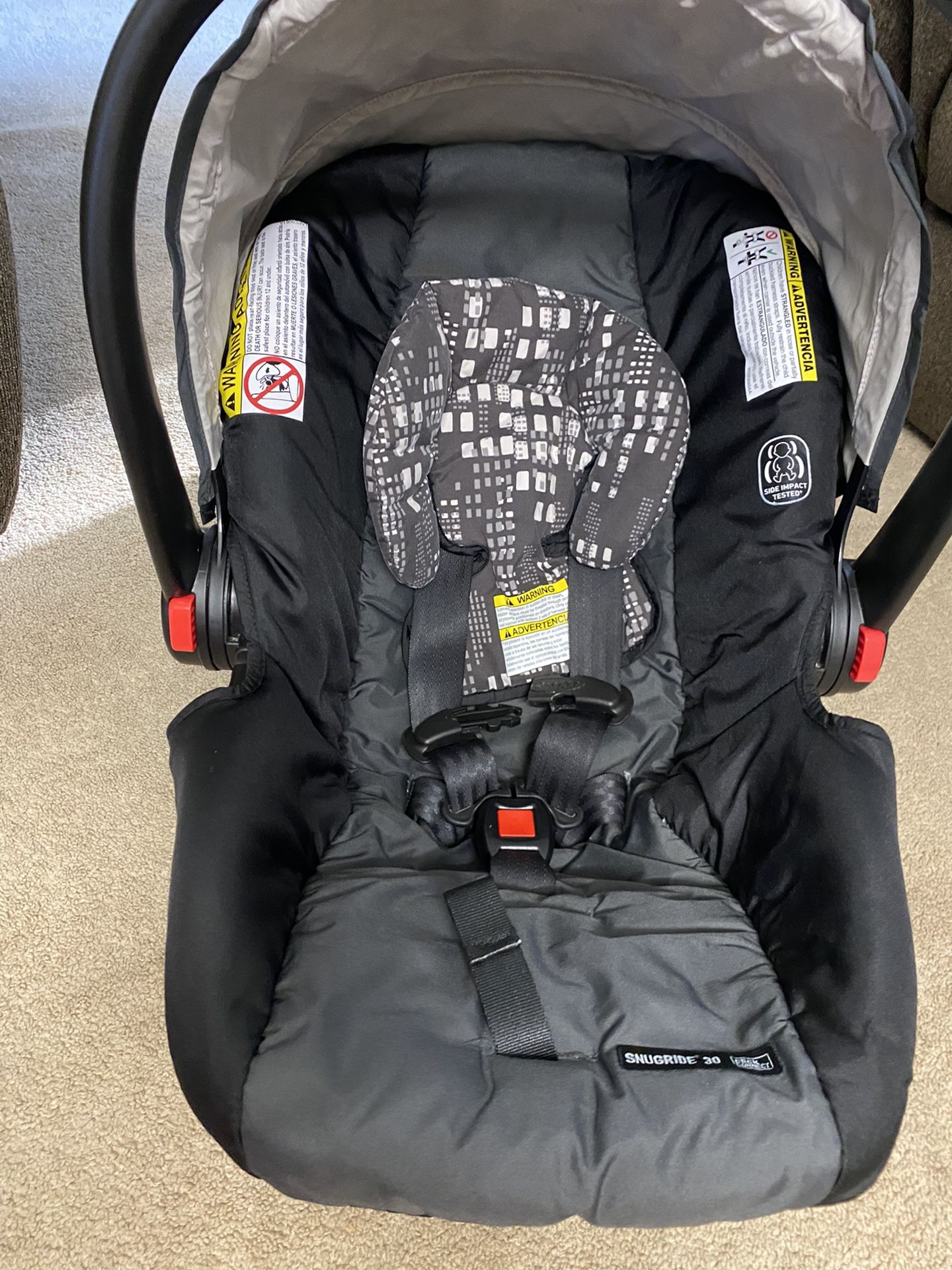 Gracie Snug 30 infant car seat