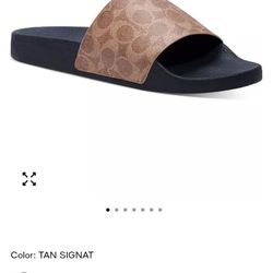 COACH
Women's Udele Sport Pool Open-Toe Flat Slides