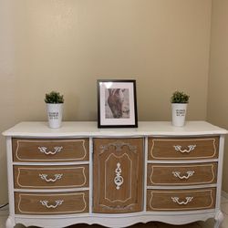 Farmhouse Decorations 