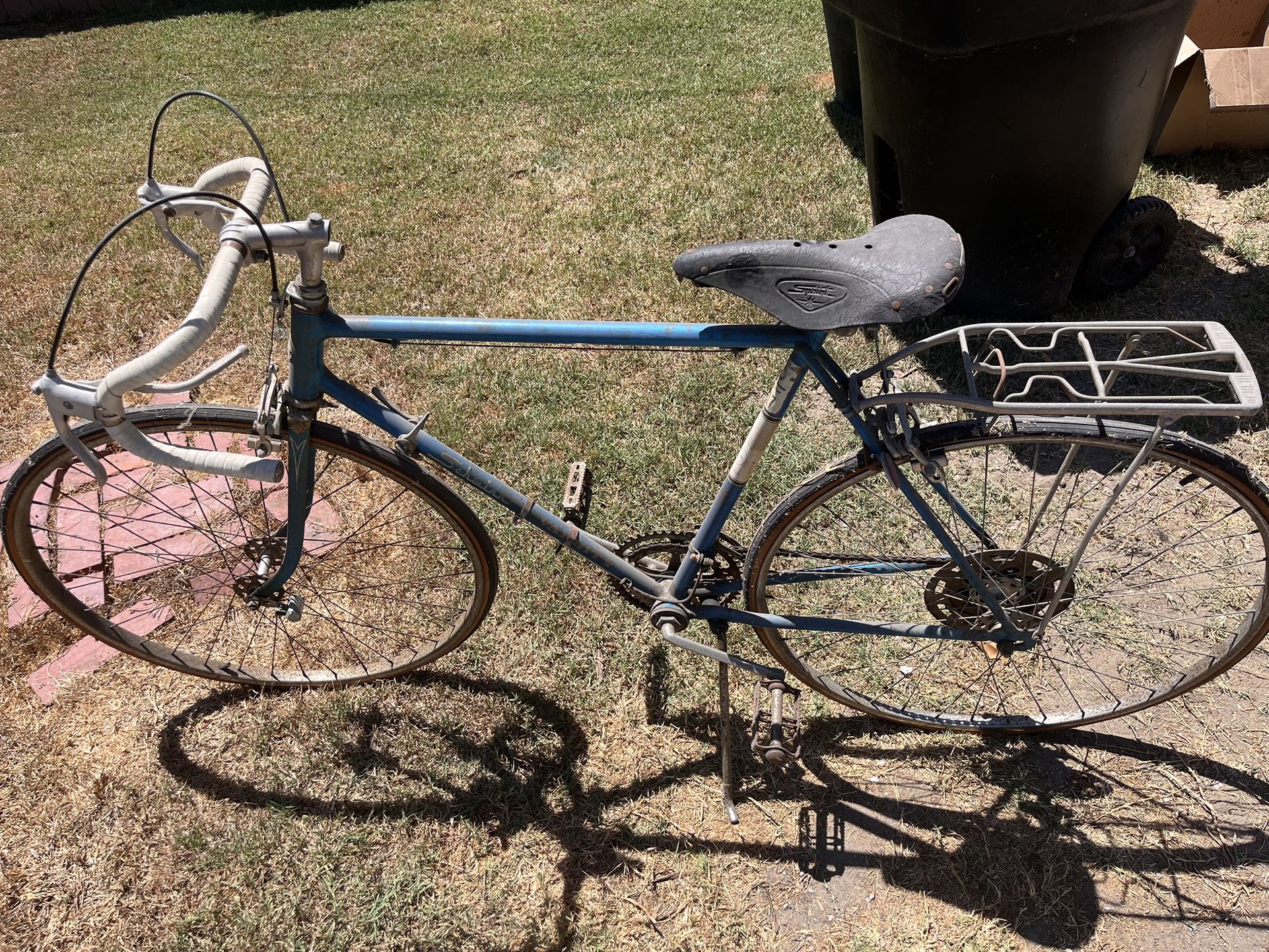 8229052ac3244c419867e049bb54df