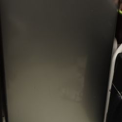 Galanz Mini Refrigerator 