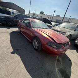 02 Mustang Stick Shift