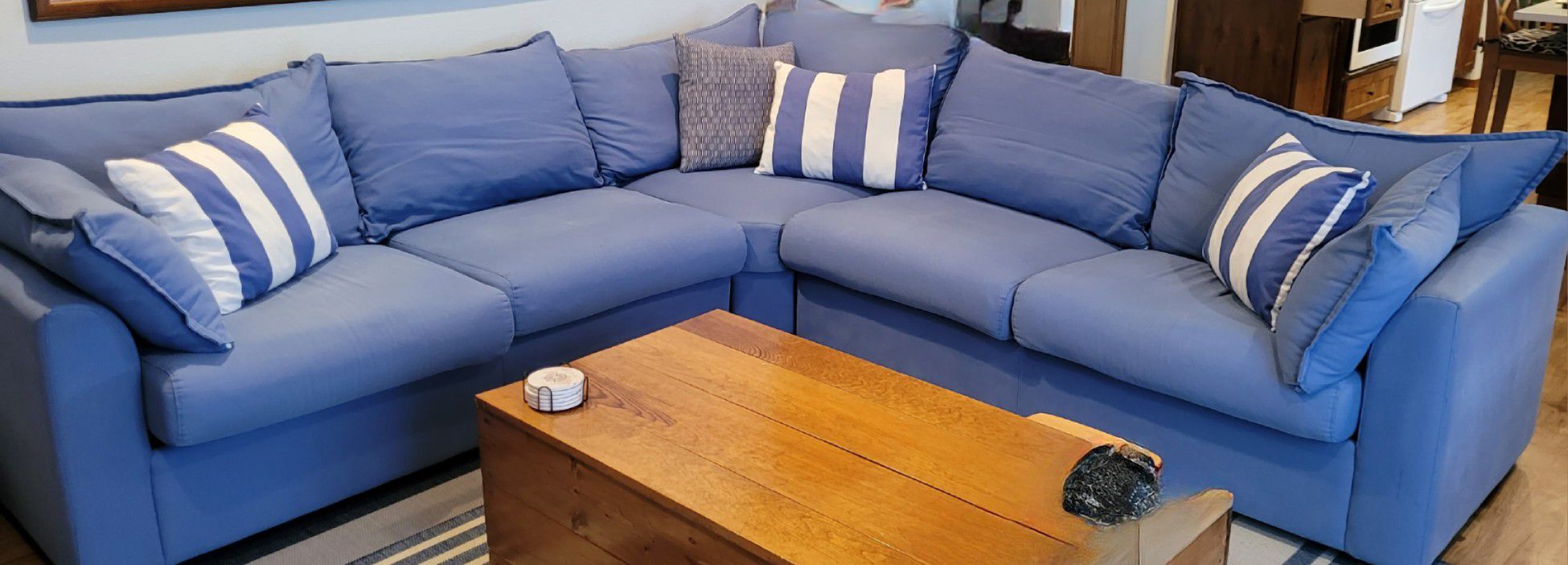 Sectional Sofa With Pull-out Out Sleeper