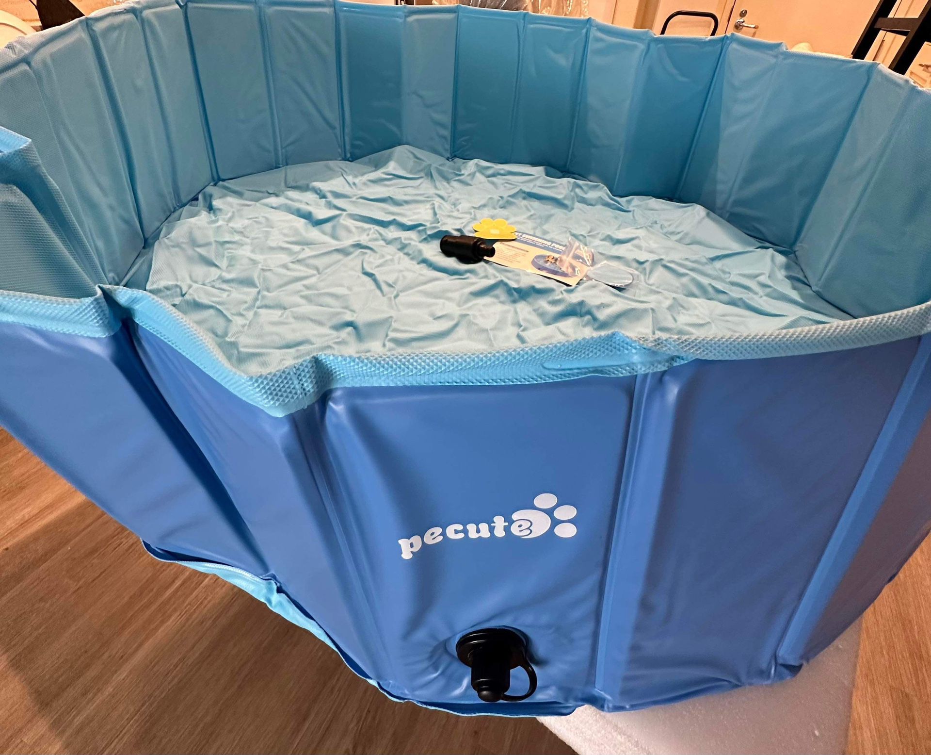 Pecute Dog Pool Foldable, Portable Dog Bathtubs Hard PVC, Multifunctional Dog Swimming Pool Wading Pool 47”x12” E-25