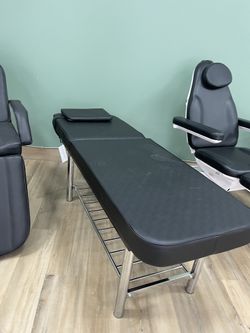 Black tattoo spa treatment bed new