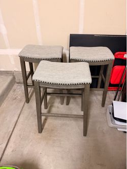 BAR STOOLS