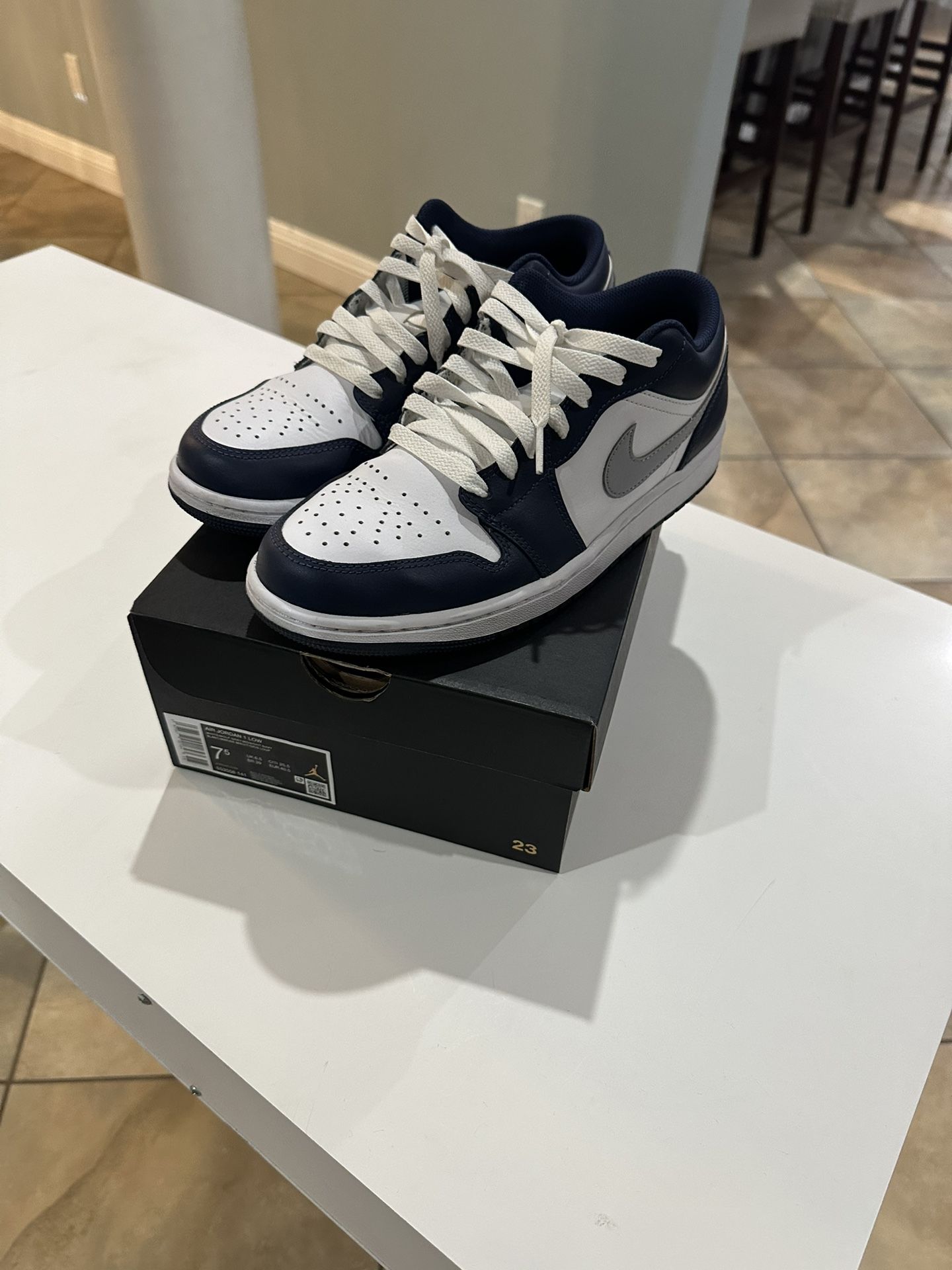 Jordan 1 Lows Navy And Grey