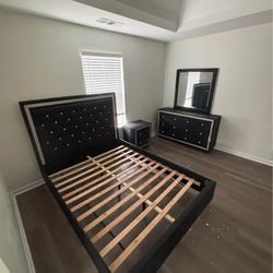 🖤 Glam Black Rhinestone 4-Piece Bedroom Set – Bed, Dresser, Mirror, Nightstand