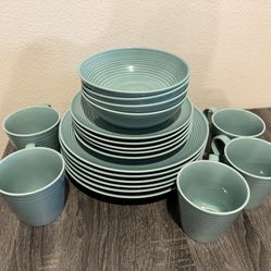 Royal Doulton Gordon Ramsay Maze dinnerware set