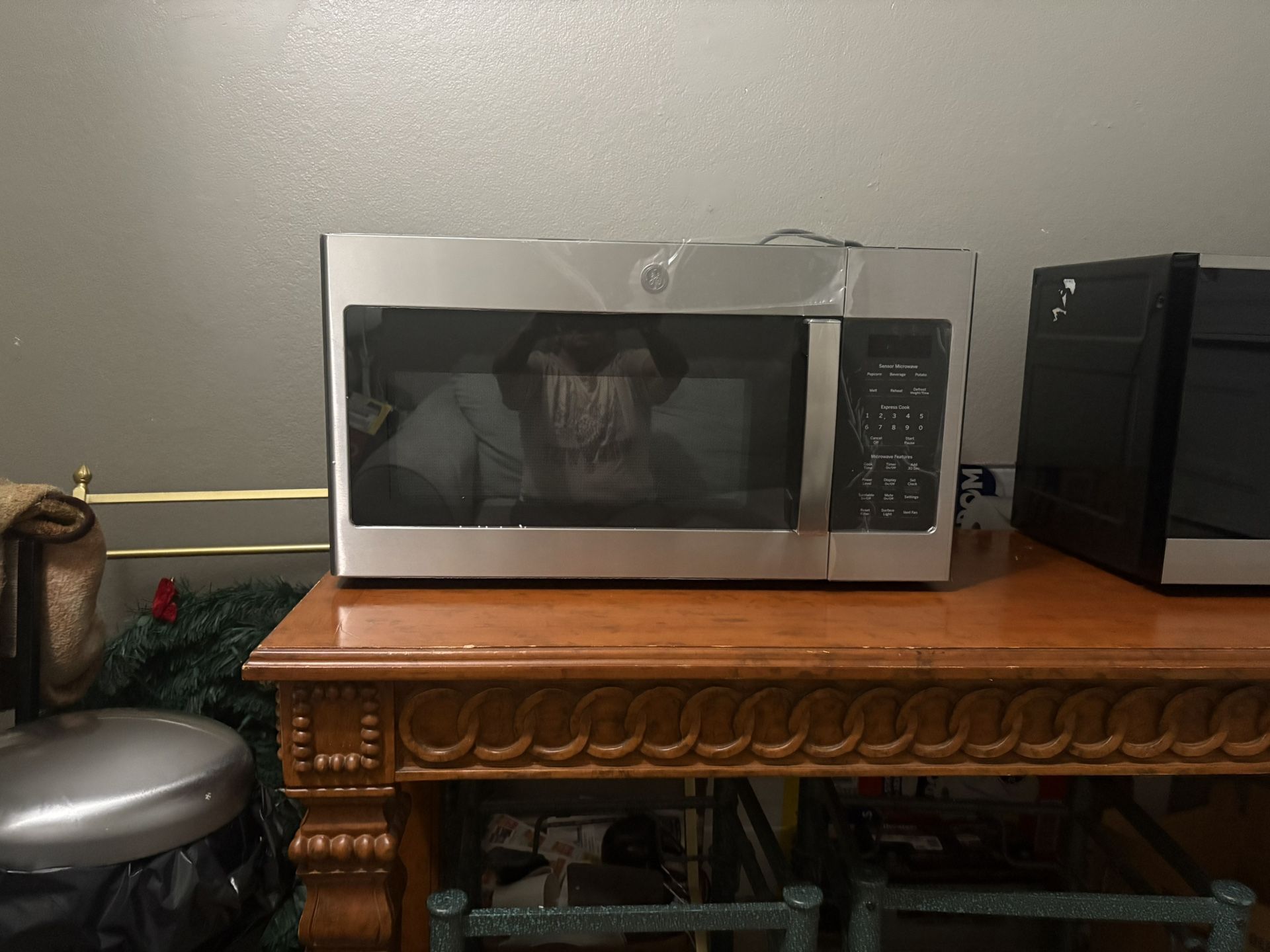 Microwave Over The Range