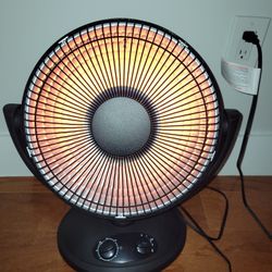 Gently used Oscillating Space Heater