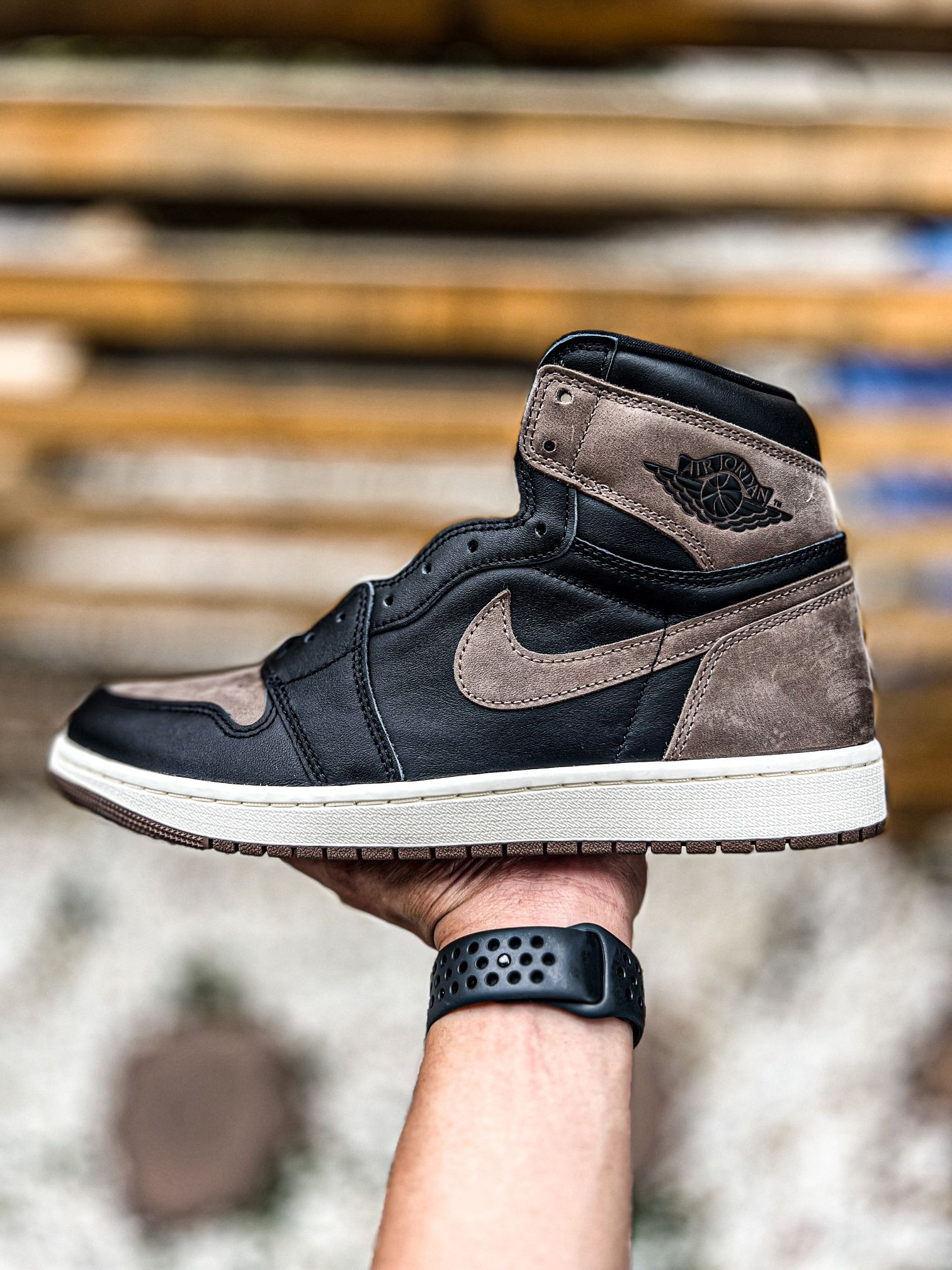 Jordan 1 Palomino Size 10 & 15