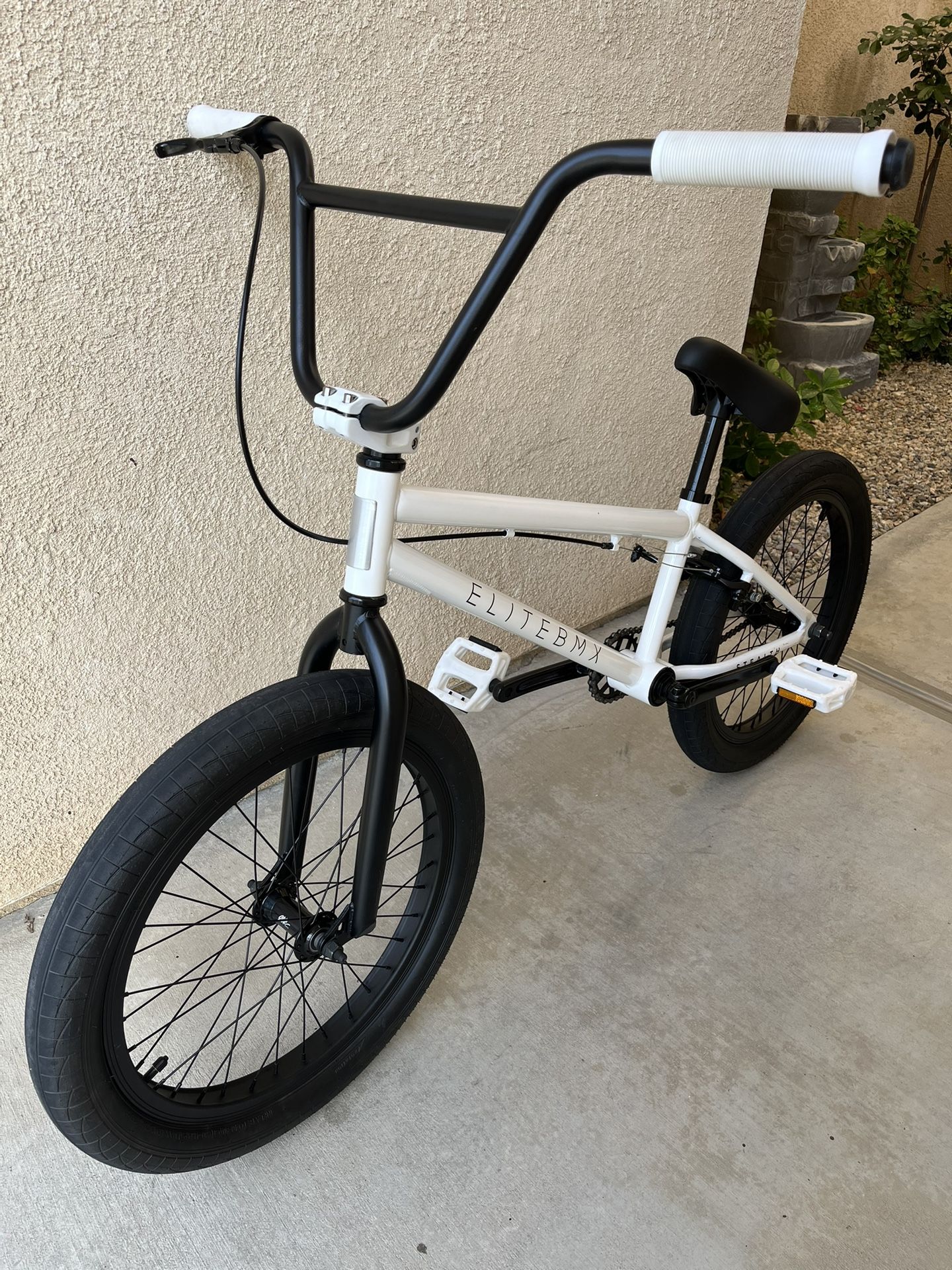 Elite Bmx Bike White 20 Inch