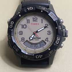 🔲. TIMEX WATCH. EXPEDITION
