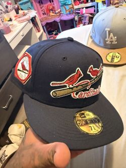 Fitted Hat 75/8 25$ Obo