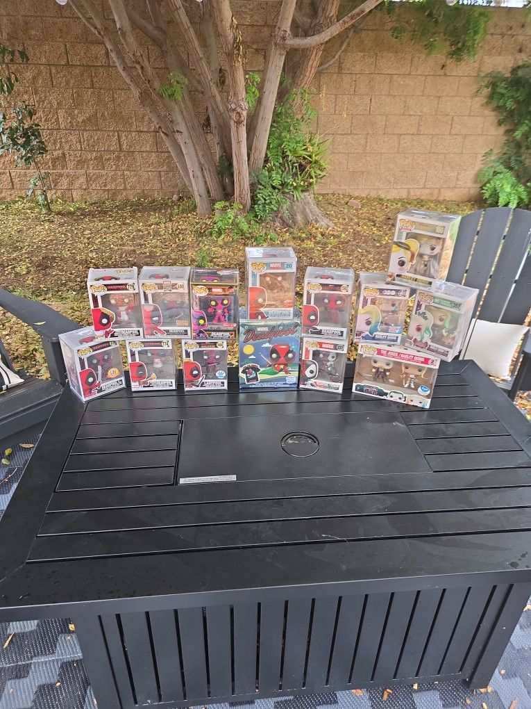 Deadpool and harley quinn funko pop collection