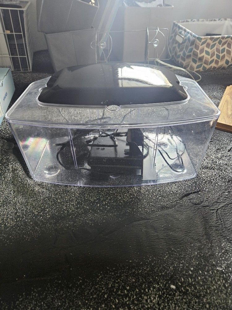 Glow Fish Aquarium 
