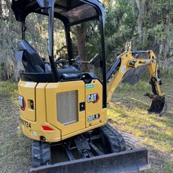 Mini Excavator & Bobcat