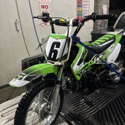 2002 KLX 110
