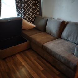 Sectional W/ Storage Ottoman And Sofa