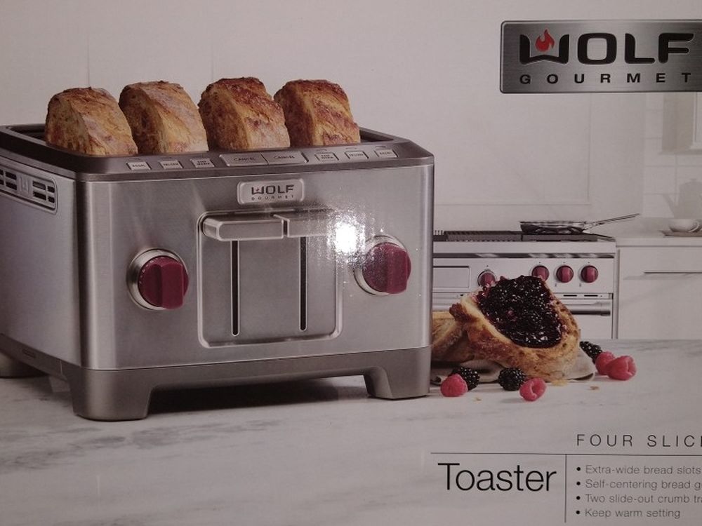 WOLF GOURMET "Four Slice Toaster"