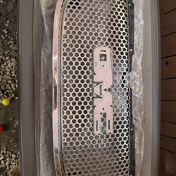 07-14 Yukon Denali Grille