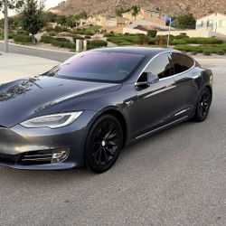 2019 Tesla Model S CLEAN TITLE