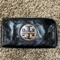 Tory Burch Leather Clutch Wallet