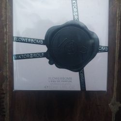 FlowerBomb Perfume