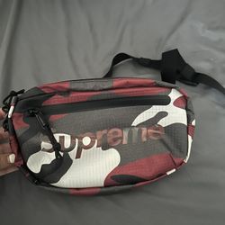 Supreme Waist Bag Camo