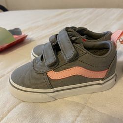 Girls Vans