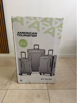 American Tourister 3-Piece Luggage Set with Spinner Wheels