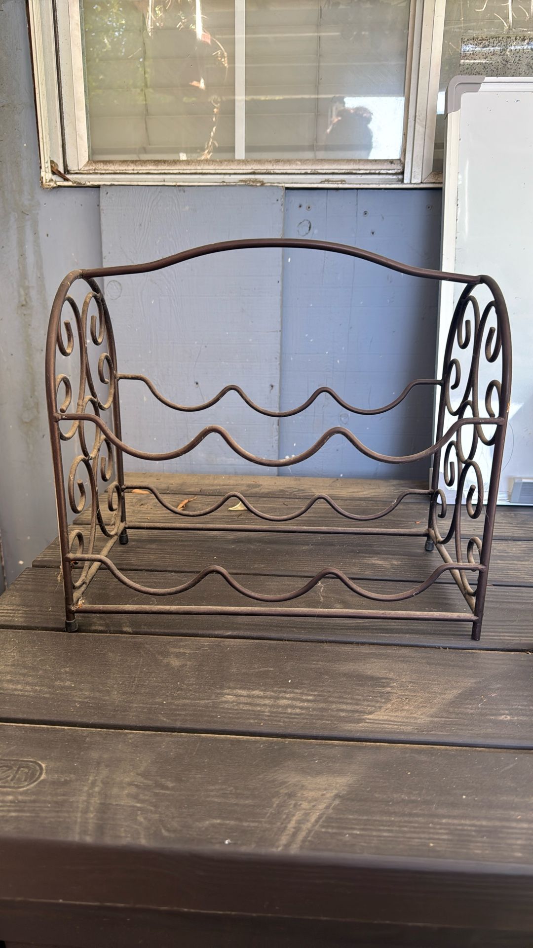 6 Bottle Wine Rack