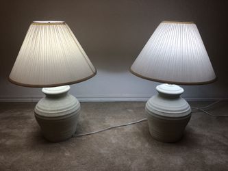 2 lamps