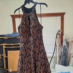 Like New! Beautiful Party/ Prom/ Cocktail Dress Size 8