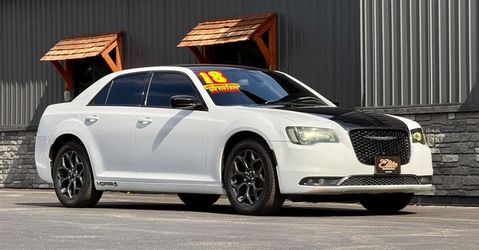 2018 CHRYSLER 300