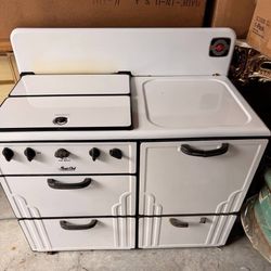 Vintage Magic Chef Gas Stove – Art Deco Enamel Kitchen Range – Untested